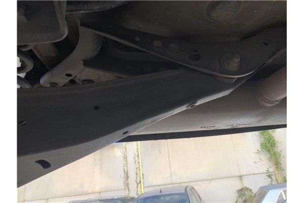 Recambio de brazo suspension trasero derecho para seat leon (1p1) 1.9 tdi referencia OEM IAM 19CS236FAB 1K0505311AB 