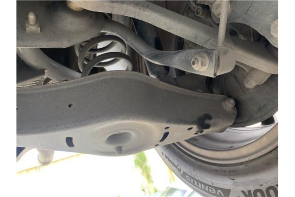 Recambio de brazo suspension trasero izquierdo para seat leon (1p1) 1.9 tdi referencia OEM IAM 19CS23DFAB 1K0505311AB 