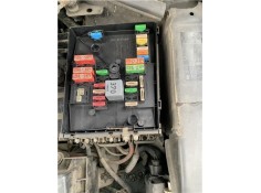 CAJA FUSIBLES/RELE 3C09712490 1718130 