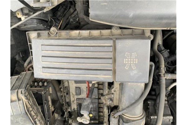 Recambio de carcasa filtro aire para seat leon (1p1) 1.9 tdi referencia OEM IAM 3C0129607BD  
