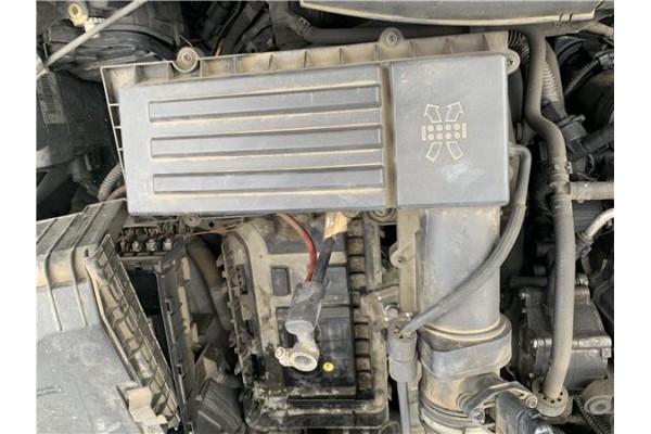 Recambio de carcasa filtro aire para seat leon (1p1) 1.9 tdi referencia OEM IAM 3C0129607BD  