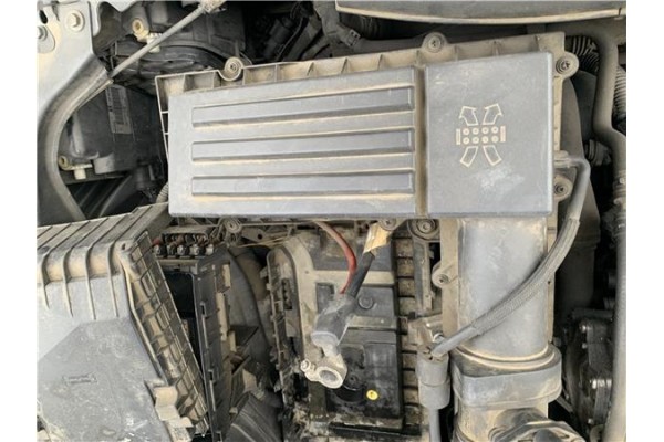 Recambio de carcasa filtro aire para seat leon (1p1) 1.9 tdi referencia OEM IAM 3C0129607BD  