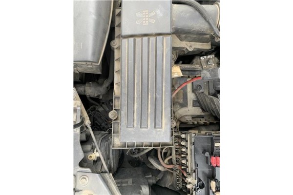 Recambio de carcasa filtro aire para seat leon (1p1) 1.9 tdi referencia OEM IAM 3C0129607BD  