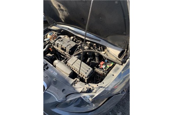 Recambio de centralita para seat leon (1p1) 1.9 tdi referencia OEM IAM 03G906056AA  