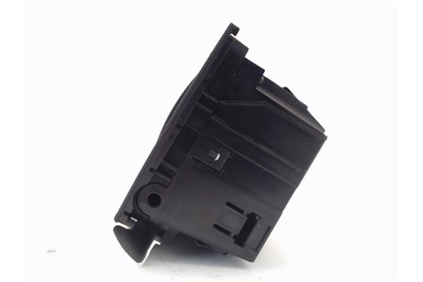 Recambio de mandos calefaccion / a.a. para audi a4 avant (8e) 1.9 tdi (96kw) referencia OEM IAM   