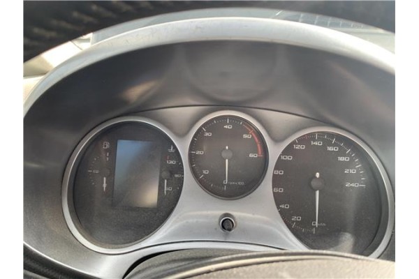 Recambio de cuadro completo para seat leon (1p1) 1.9 tdi referencia OEM IAM 1P0920853AX 1P0920804CX 