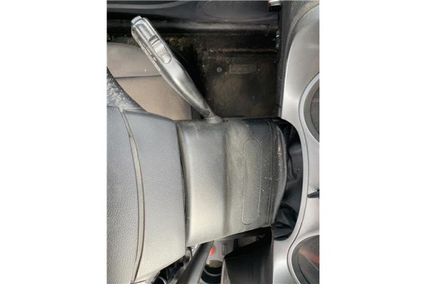 Recambio de embellecedor columna direccion para seat leon (1p1) 1.9 tdi referencia OEM IAM 5P0858565B 5P0858566E 