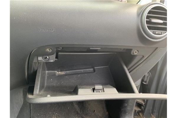 Recambio de guantera salpicadero para seat leon (1p1) 1.9 tdi referencia OEM IAM 1P1857095D  