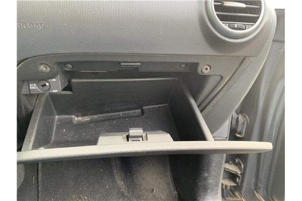Recambio de guantera salpicadero para seat leon (1p1) 1.9 tdi referencia OEM IAM 1P1857095D  