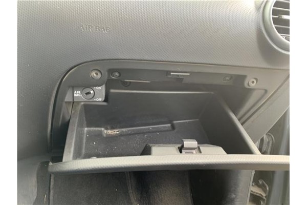 Recambio de guantera salpicadero para seat leon (1p1) 1.9 tdi referencia OEM IAM 1P1857095D  