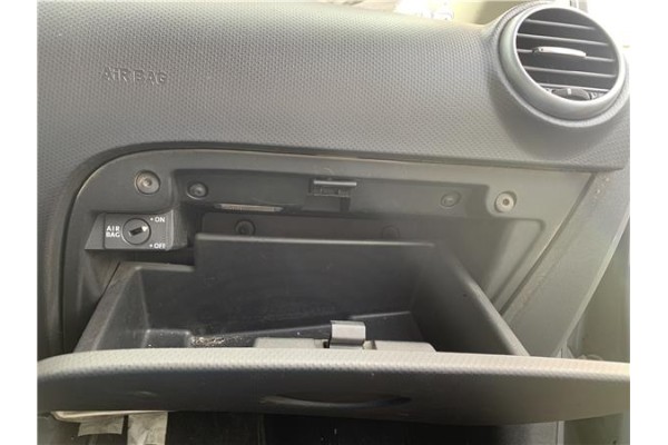 Recambio de guantera salpicadero para seat leon (1p1) 1.9 tdi referencia OEM IAM 1P1857095D  