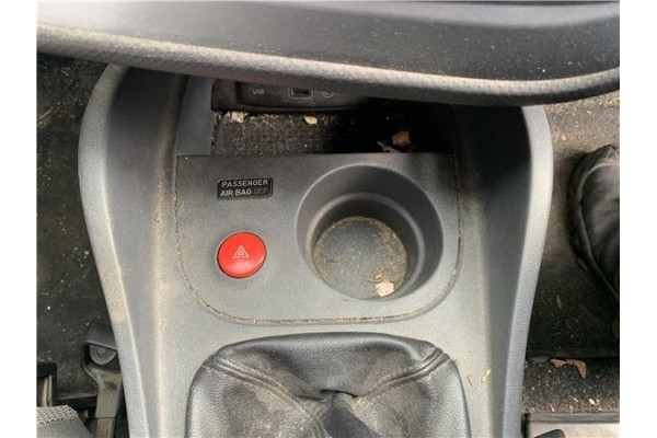 Recambio de interruptor luces emergencia para seat leon (1p1) 1.9 tdi referencia OEM IAM 5P0953235B  