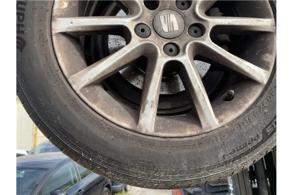 Recambio de llanta para seat leon (1p1) 1.9 tdi referencia OEM IAM 5P0601025J  