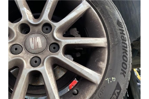 Recambio de llanta para seat leon (1p1) 1.9 tdi referencia OEM IAM 5P0601025J  
