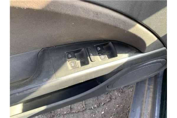 Recambio de mando elevalunas delantero izquierdo para seat leon (1p1) 1.9 tdi referencia OEM IAM 1K4959857C  