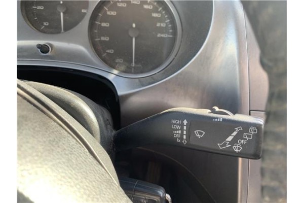 Recambio de mando intermitencia para seat leon (1p1) 1.9 tdi referencia OEM IAM 1K0953513G 1K0953519J 