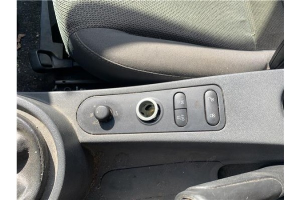 Recambio de mando retrovisor electrico para seat leon (1p1) 1.9 tdi referencia OEM IAM 5P0959565  