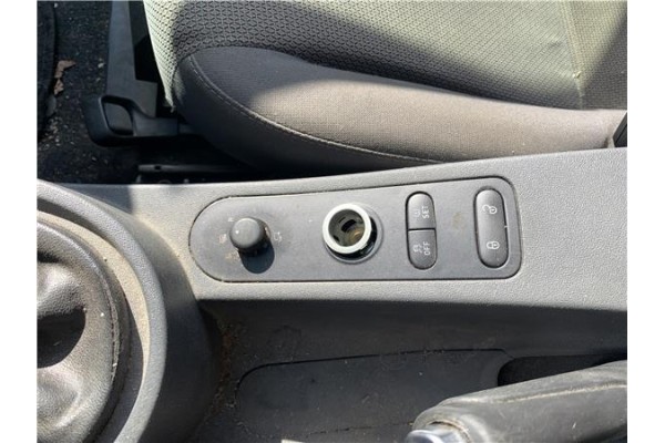 Recambio de mando retrovisor electrico para seat leon (1p1) 1.9 tdi referencia OEM IAM 5P0959565  