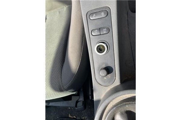 Recambio de mando retrovisor electrico para seat leon (1p1) 1.9 tdi referencia OEM IAM 5P0959565  