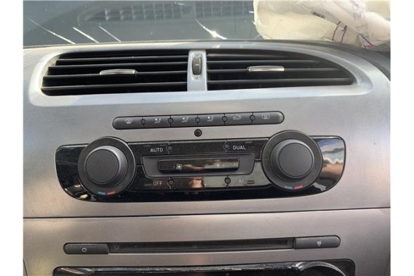 Recambio de mandos climatizador para seat leon (1p1) 1.9 tdi referencia OEM IAM 5P0907044R 5HB01017012 