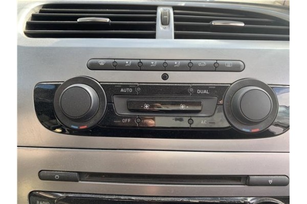 Recambio de mandos climatizador para seat leon (1p1) 1.9 tdi referencia OEM IAM 5P0907044R 5HB01017012 