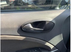 Recambio de manilla int. puerta delantero izquierda para seat leon (1p1) 1.9 tdi referencia OEM IAM 5P0837113B1UQ  