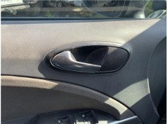 Recambio de manilla int. puerta delantero izquierda para seat leon (1p1) 1.9 tdi referencia OEM IAM 5P0837113B1UQ  