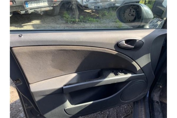 Recambio de motor elevalunas delantero izquierdo para seat leon (1p1) 1.9 tdi referencia OEM IAM 1T0959701L  