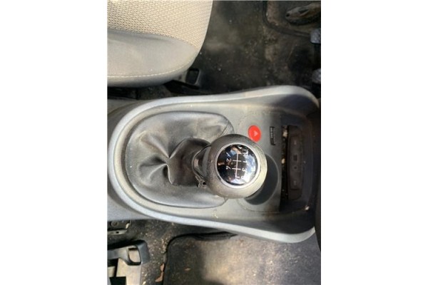 Recambio de palanca de cambio para seat leon (1p1) 1.9 tdi referencia OEM IAM 1K0711112B  