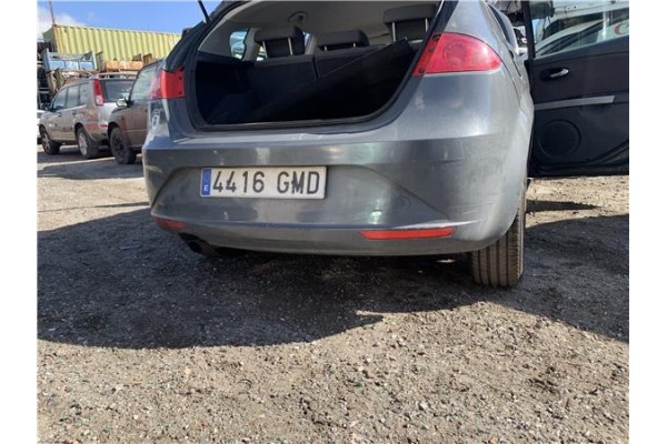 Recambio de paragolpes trasero para seat leon (1p1) 1.9 tdi referencia OEM IAM 1P0807421GRU  