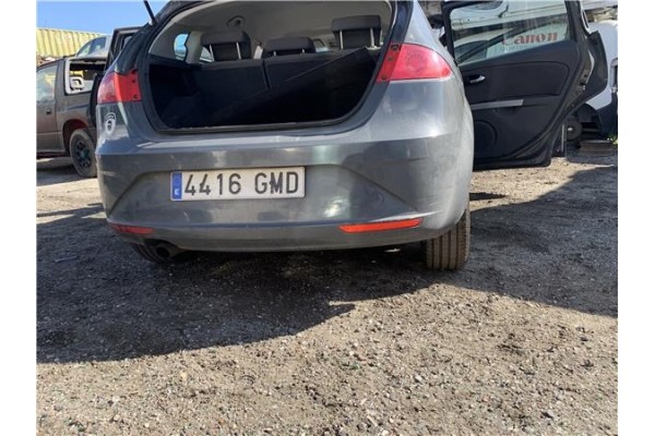 Recambio de paragolpes trasero para seat leon (1p1) 1.9 tdi referencia OEM IAM 1P0807421GRU  
