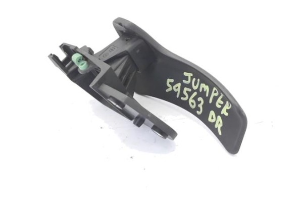 Recambio de manilla int. puerta delantero derecha para citroen jumper furgón 2.2 hdi 120 referencia OEM IAM 1607242080  