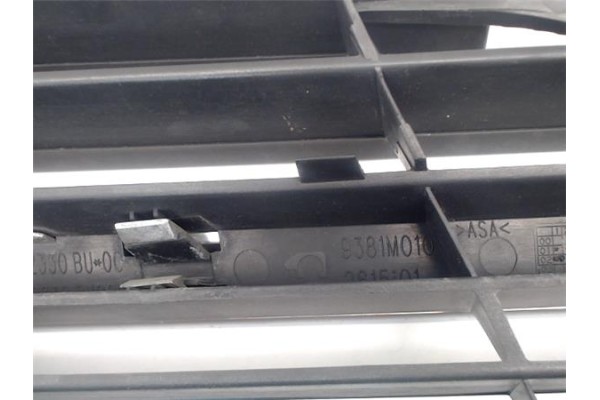 Recambio de rejilla paragolpes delantero izquierda para nissan almera tino (v10m) 2.2 di referencia OEM IAM   
