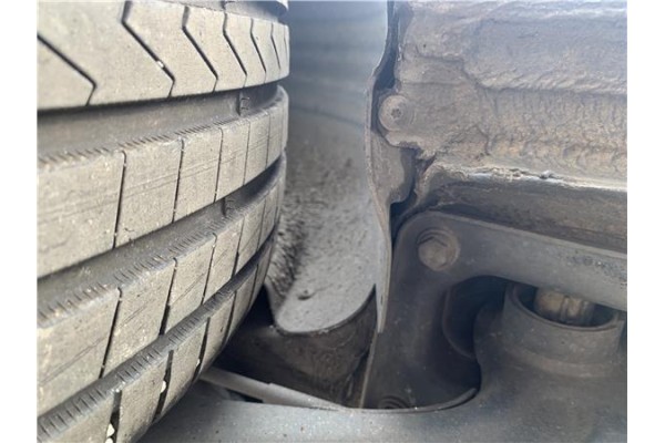 Recambio de pase rueda trasero derecho para seat leon (1p1) 1.9 tdi referencia OEM IAM 1P0810970A  