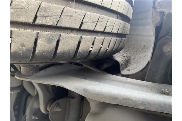 Recambio de pase rueda trasero derecho para seat leon (1p1) 1.9 tdi referencia OEM IAM 1P0810970A  