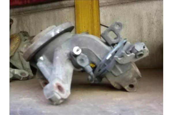 Recambio de mangueta delantero izquierda para citroen xsara picasso 1.8 16v referencia OEM IAM   