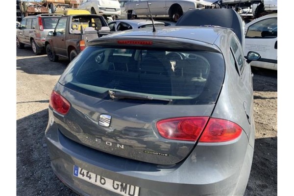 Recambio de porton trasero para seat leon (1p1) 1.9 tdi referencia OEM IAM 1P0827024  