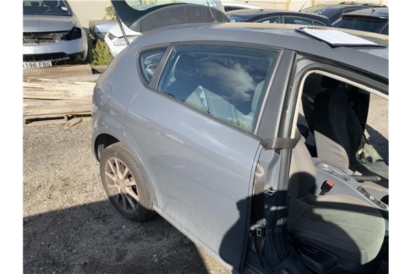 Recambio de puerta trasero derecha para seat leon (1p1) 1.9 tdi referencia OEM IAM 1P0833056  