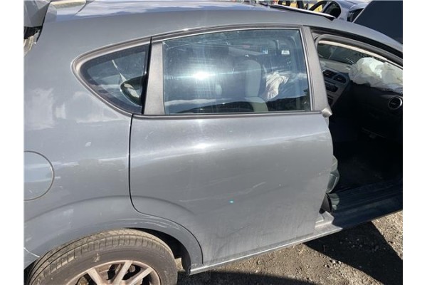 Recambio de puerta trasero derecha para seat leon (1p1) 1.9 tdi referencia OEM IAM 1P0833056  