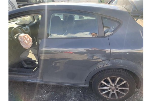 Recambio de puerta trasero izquierda para seat leon (1p1) 1.9 tdi referencia OEM IAM 1P0833055  