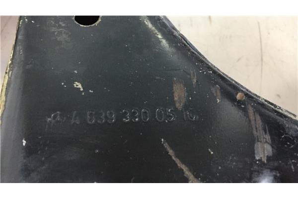 Recambio de brazo inferior delantero derecho para mercedes-benz vito / mixto furgón (w639) 111 cdi referencia OEM IAM 6393300510