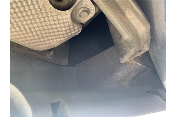 Recambio de refuerzo paragolpes trasero para seat leon (1p1) 1.9 tdi referencia OEM IAM 5P0807305A  