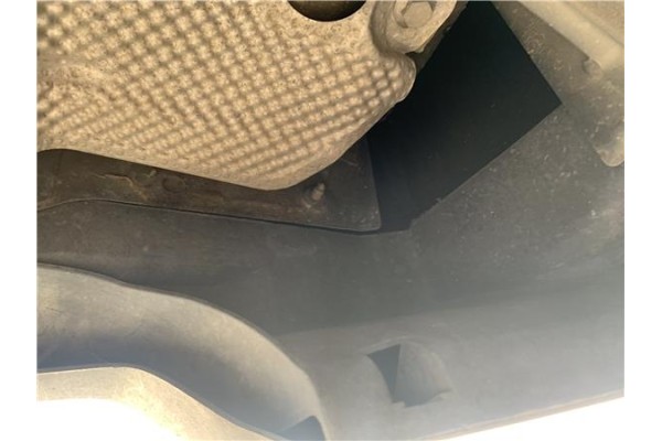 Recambio de refuerzo paragolpes trasero para seat leon (1p1) 1.9 tdi referencia OEM IAM 5P0807305A  