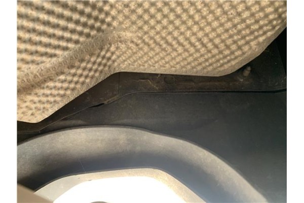 Recambio de refuerzo paragolpes trasero para seat leon (1p1) 1.9 tdi referencia OEM IAM 5P0807305A  