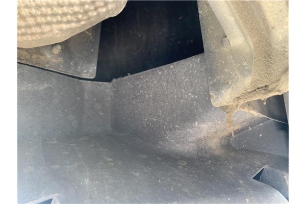 Recambio de refuerzo paragolpes trasero para seat leon (1p1) 1.9 tdi referencia OEM IAM 5P0807305A  