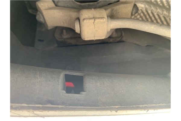 Recambio de refuerzo paragolpes trasero para seat leon (1p1) 1.9 tdi referencia OEM IAM 5P0807305A  