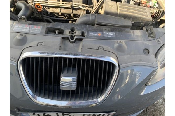 Recambio de rejilla capo para seat leon (1p1) 1.9 tdi referencia OEM IAM 5P0853651A  