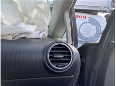 Recambio de rejilla entrada de aire para seat leon (1p1) 1.9 tdi referencia OEM IAM 1P081920347V  