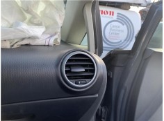 Recambio de rejilla entrada de aire para seat leon (1p1) 1.9 tdi referencia OEM IAM 1P081920347V  