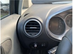 Recambio de rejilla entrada de aire para seat leon (1p1) 1.9 tdi referencia OEM IAM 1P081920347V  